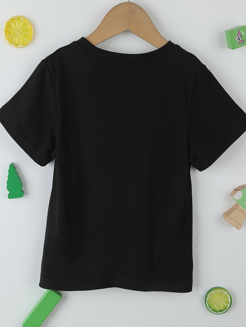 Girls' God Says I Am Graphic T-Shirt with Colorful Nature Motifs and Short Sleeves for Casual Everyday Wear